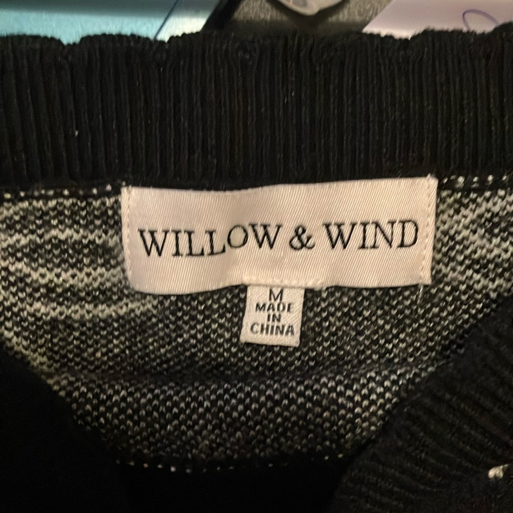 Black Sweater with White Bow Pattern - Picture 2 of 3